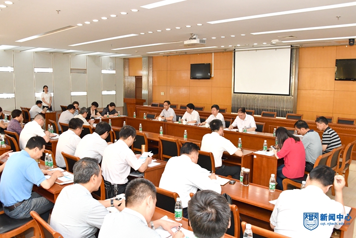 DSC_44902.jpg DSC_44902.jpg