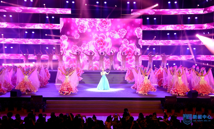 12����衶����·�ϡ� (3)150.jpg