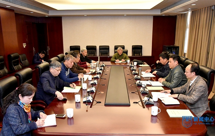 nEO_IMG_QCD_9516.jpg nEO_IMG_QCD_9516.jpg