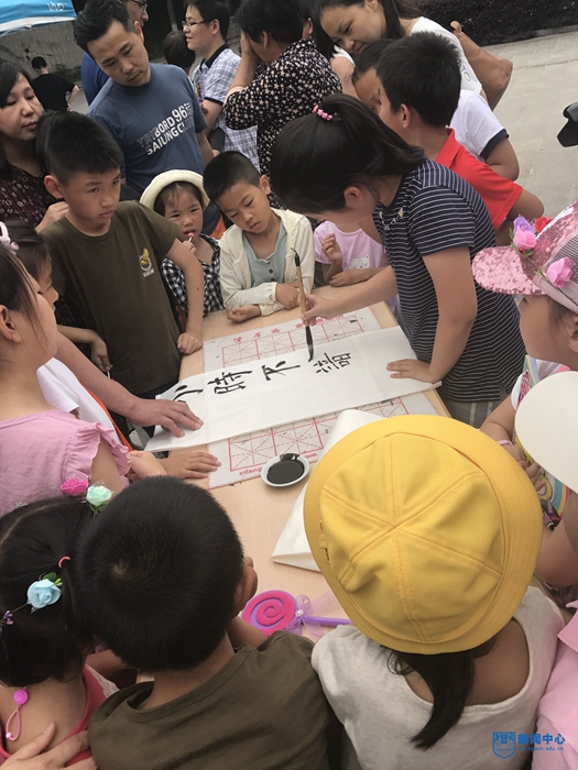 儿童节图书漂流22.jpg 儿童节图书漂流22.jpg