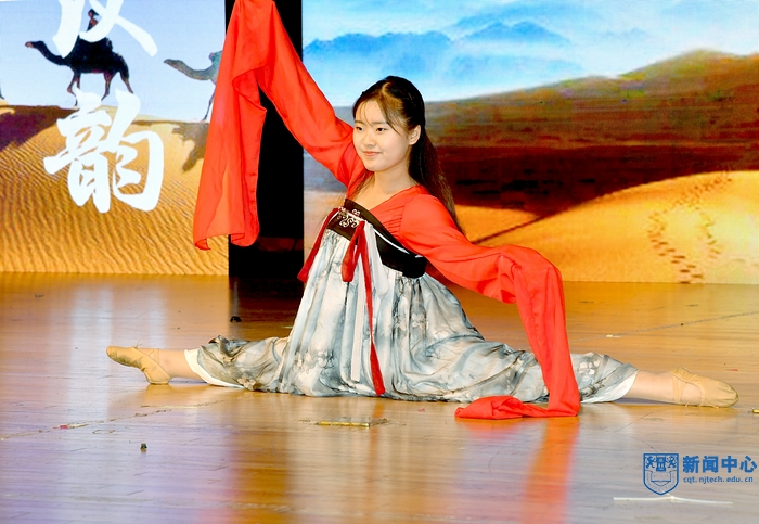 nEO_IMG_QCD_1320.jpg nEO_IMG_QCD_1320.jpg